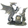 Figurina mago in peltro – Mago e drago davanti ad un calderone