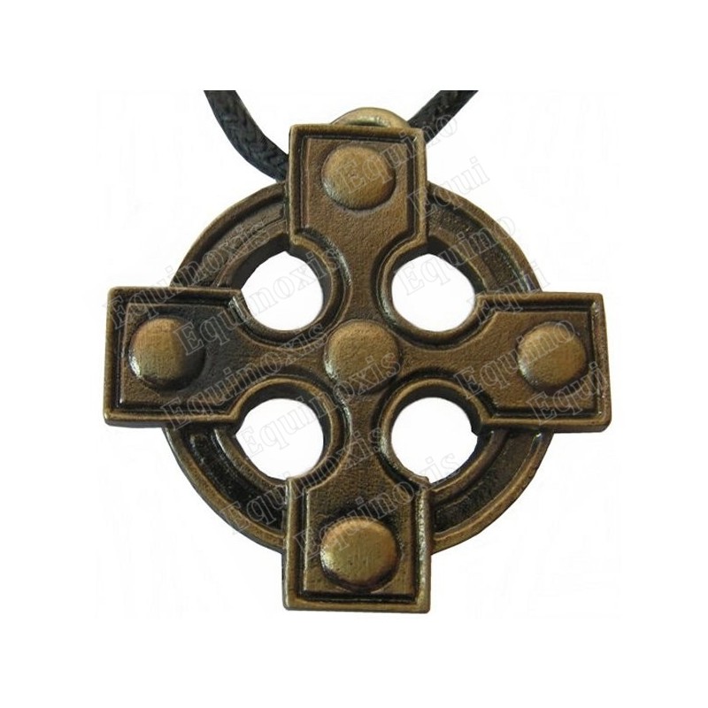 Ciondolo celtico – Croce celtica 2 – Bronzo satinato